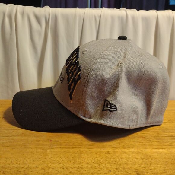 New Era 39Thirty Pittsburgh Pirates M/L Stretchfit Hat - NWOT - Picture 3 of 8